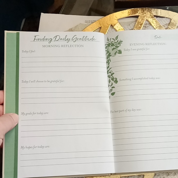 Gratitude Journal with Helen Steiner Poem Book - Picture 7 of 8